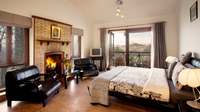 Super Dlx Room